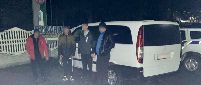 На Закарпатті затримали чергового переправника та його клієнтів
