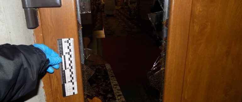 Вибив скло та викрав цінні речі з храму: на Хустщині затримали зловмисника