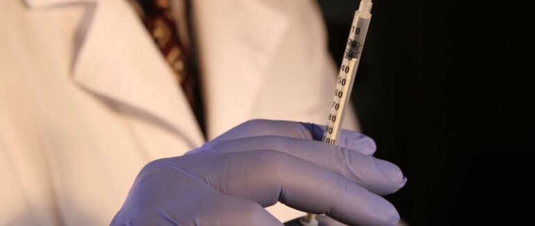 Календар щеплень 2023 року: від чого і коли це потрібно робити в Україні