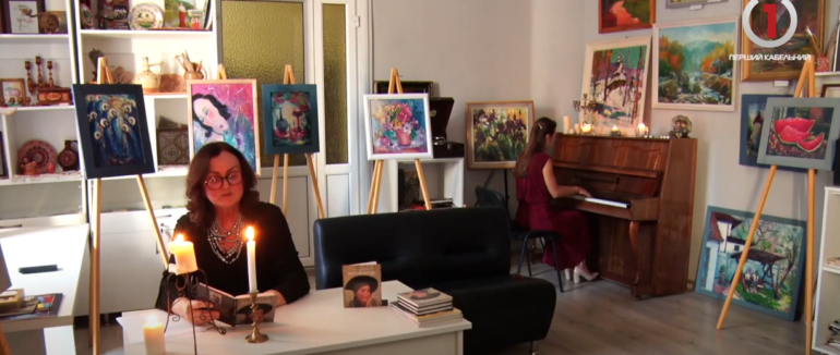 Духовний вечір: у Мукачеві творчий тандем Євгенії Радик і Тетяни Рибар вразив публіку (ВІДЕО)