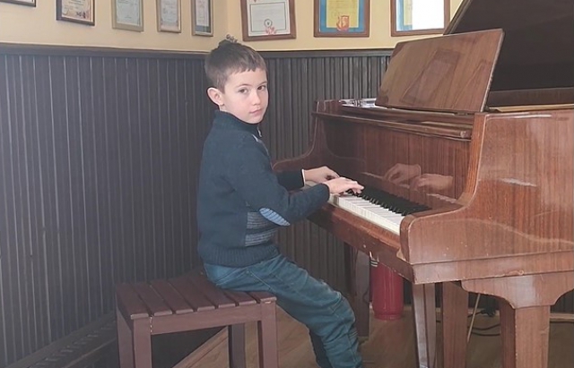 Юний мукачівець здобув перемогу у Всеукраїнському конкурсі мистецтв