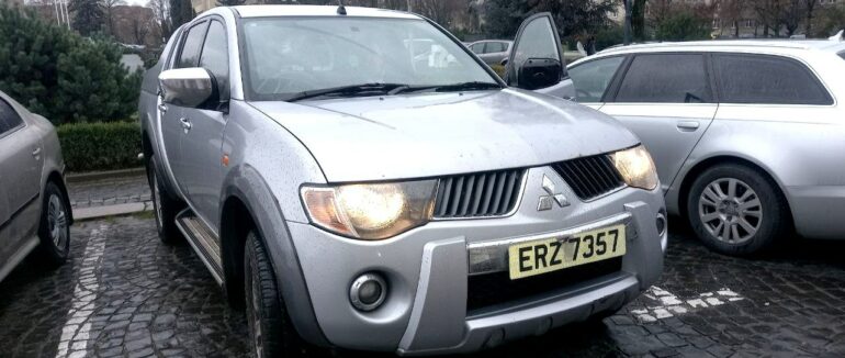 Закарпатські штурмовики отримали від іноземних меценатів черговий автомобіль