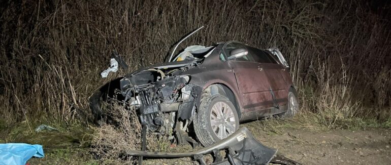 У Берегівському районі зіштовхнулася вантажівка та легковик: одна людина загинула