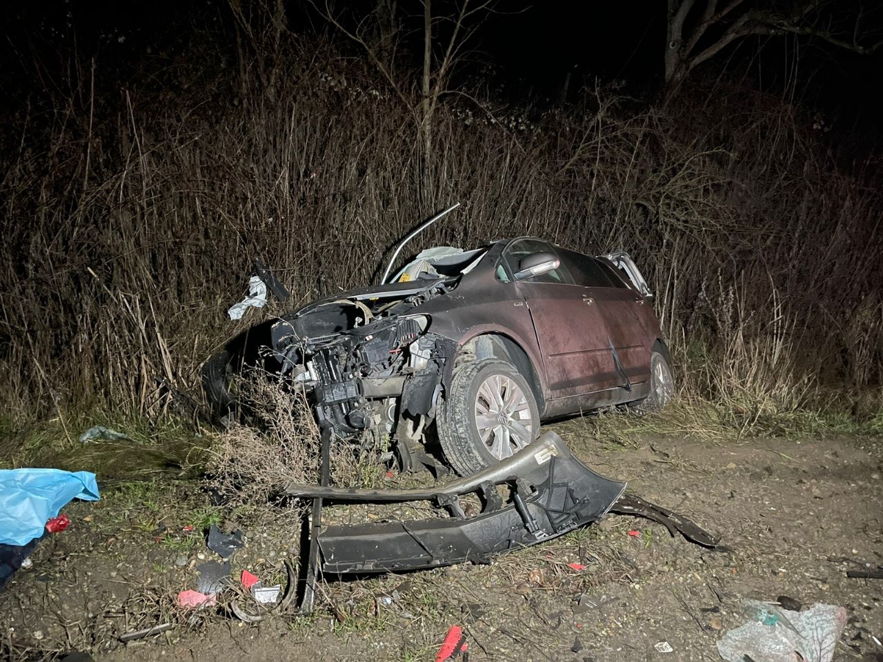 У Берегівському районі зіштовхнулася вантажівка та легковик: одна людина загинула