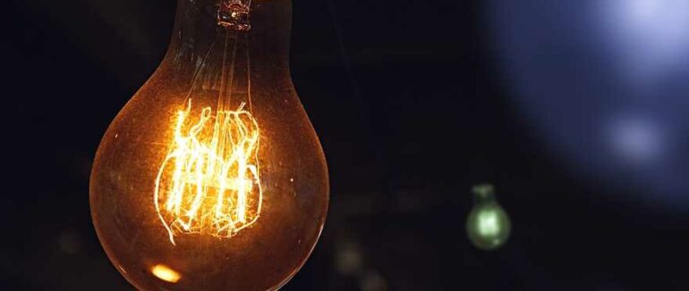 Графіки відключення світла на Закарпатті на 12 грудня