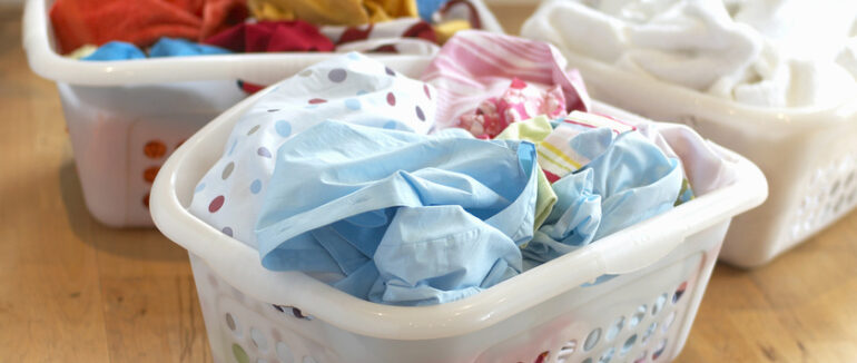Як правильно сортувати речі перед завантаженням до пральної машини