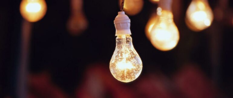 Графік відключень електроенергії на 21 лютого на Закарпатті стабільний