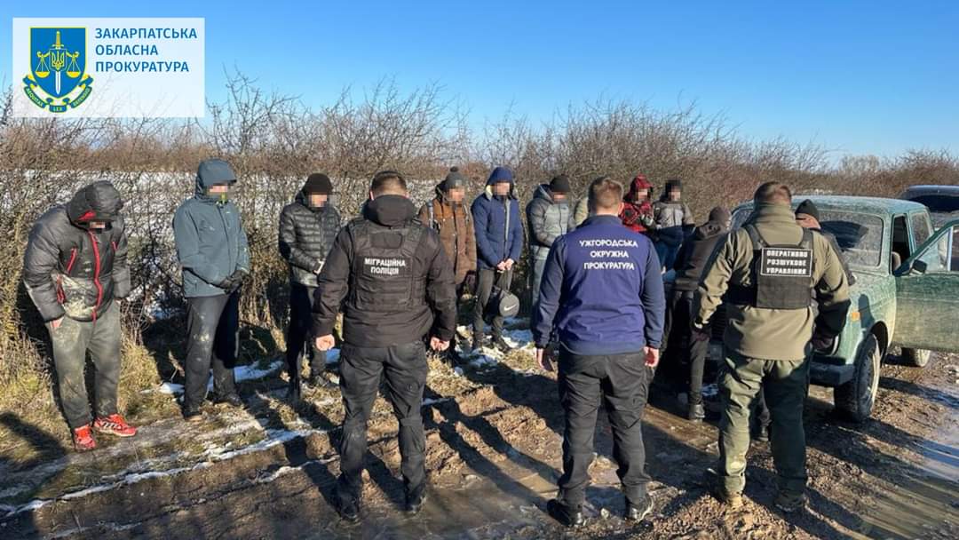 На Закарпатті шістьох осіб затримали за організацію незаконного переправлення через кордон