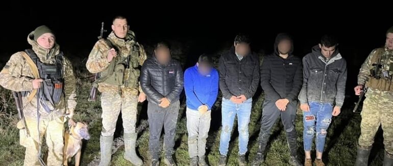 Закарпатські прикордонники затримали чергових “ухилянтів” поблизу кордону
