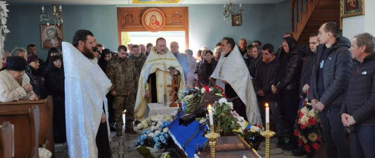 В Оноківській громаді провела в останню дорогу – Миколу Іванюшина