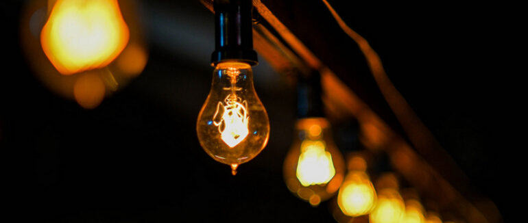 Графік відключення світла на Закарпатті на 22 лютого незмінний