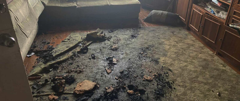 Пахло димом та голосно гавкав пес: у Мукачеві сусіди врятували квартиру від пожежі