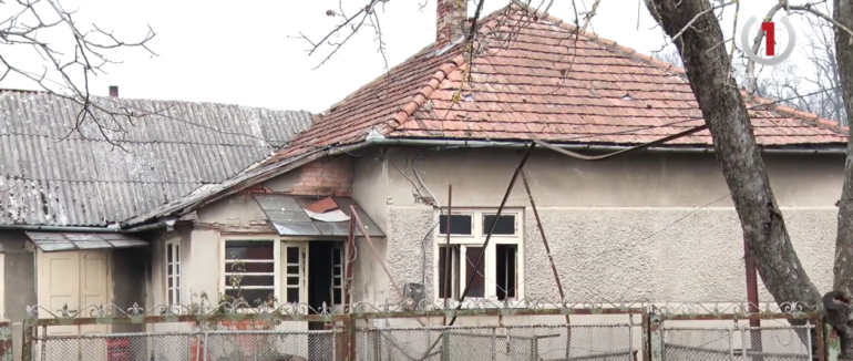 63-річна жінка загинула у вогні: деталі трагічного займання у Яношах на Берегівщині (ВІДЕО)