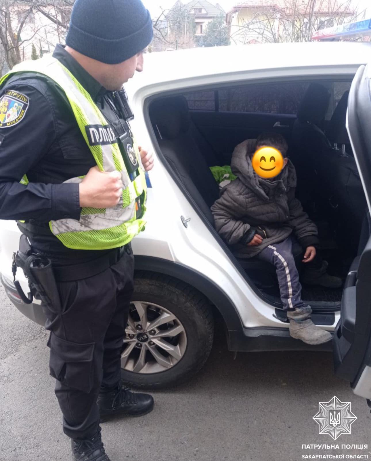 У Мукачеві повернули додому 8-річного хлопчика, який сам блукав містом