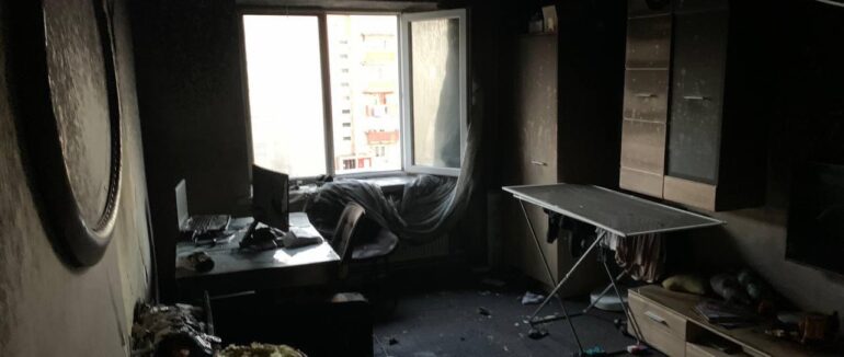 В Ужгороді трапилася пожежа у квартирі, у якій були жителі