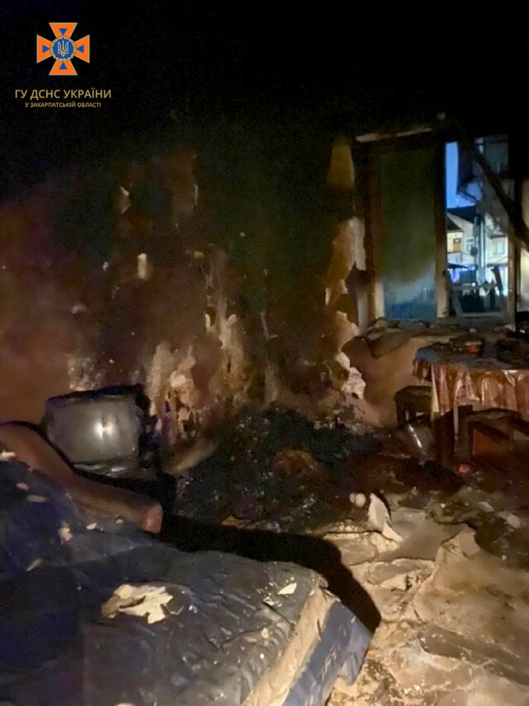 У центрі Мукачева трагічно загинули брат і сестра
