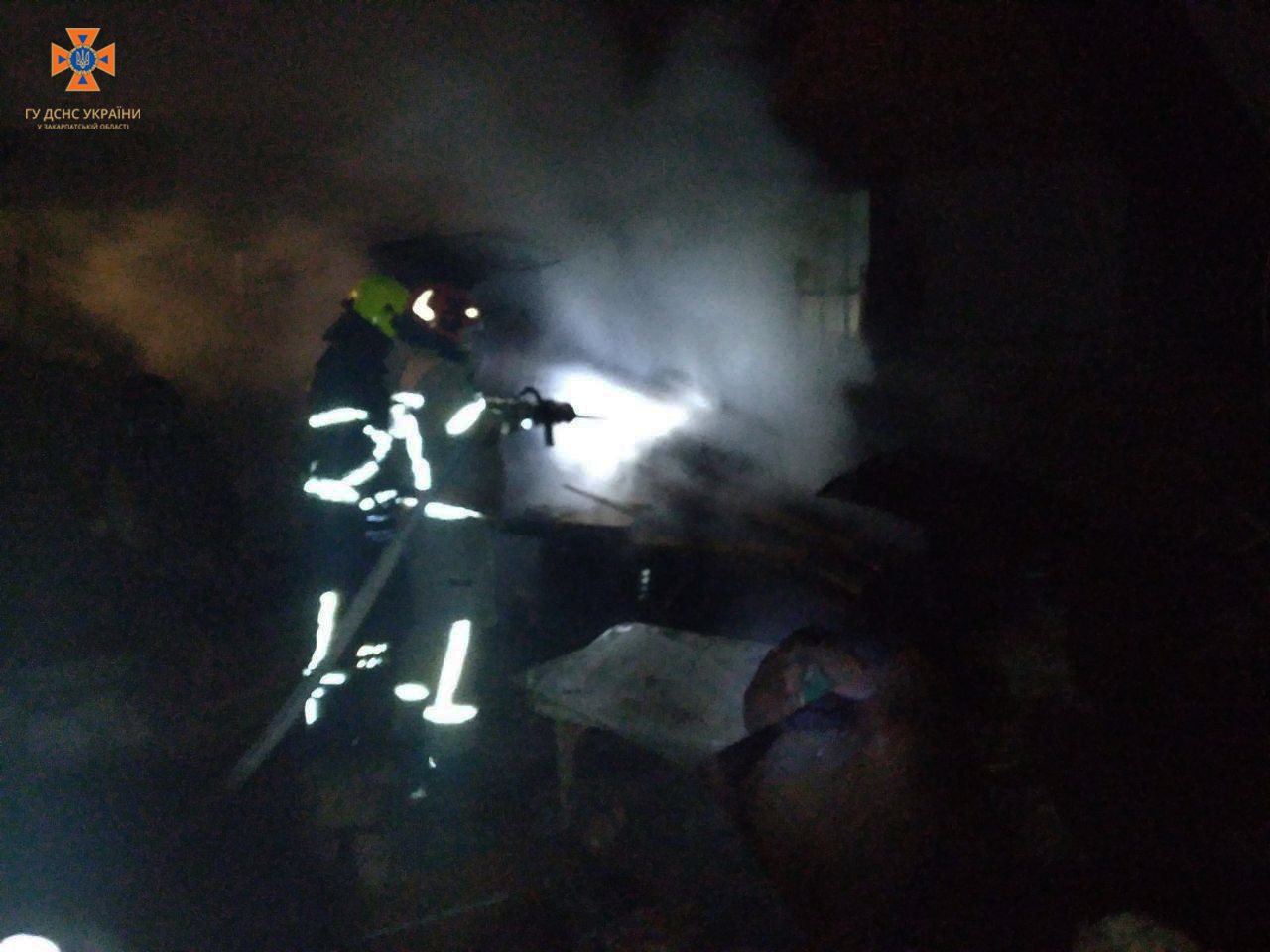 На Ужгородщині трапилася пожежа у коптильні