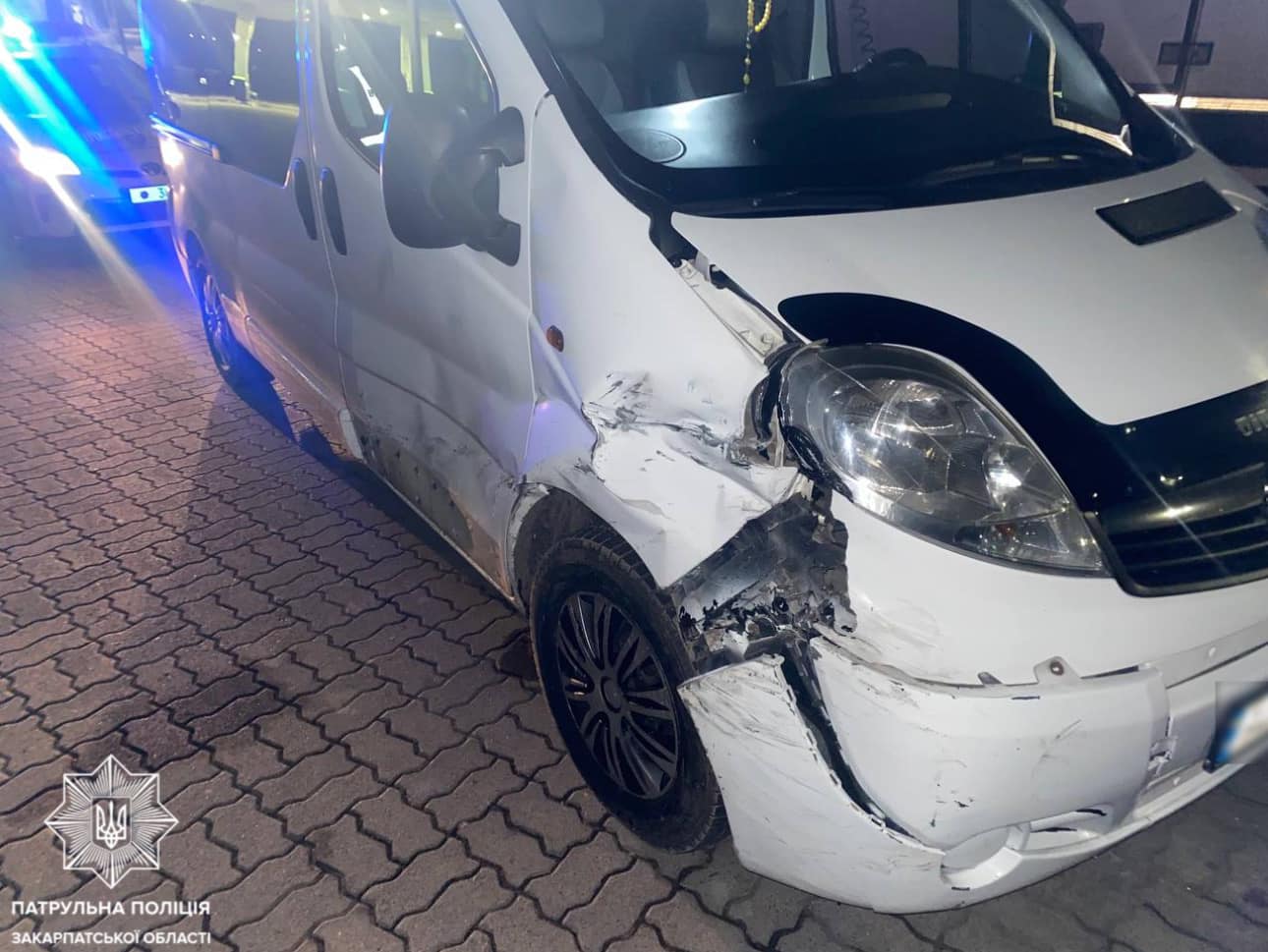 В Мукачеві п`яний водій зіткнувся з припаркованим авто і поїхав геть: затримали його на Ужгородщині