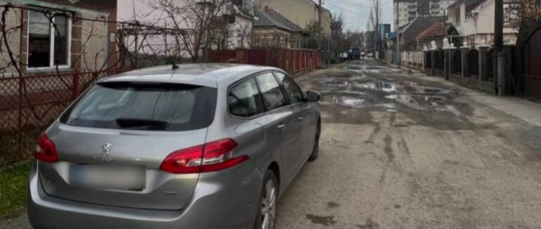 В Ужгороді водій скоїв ДТП та втік з місця події