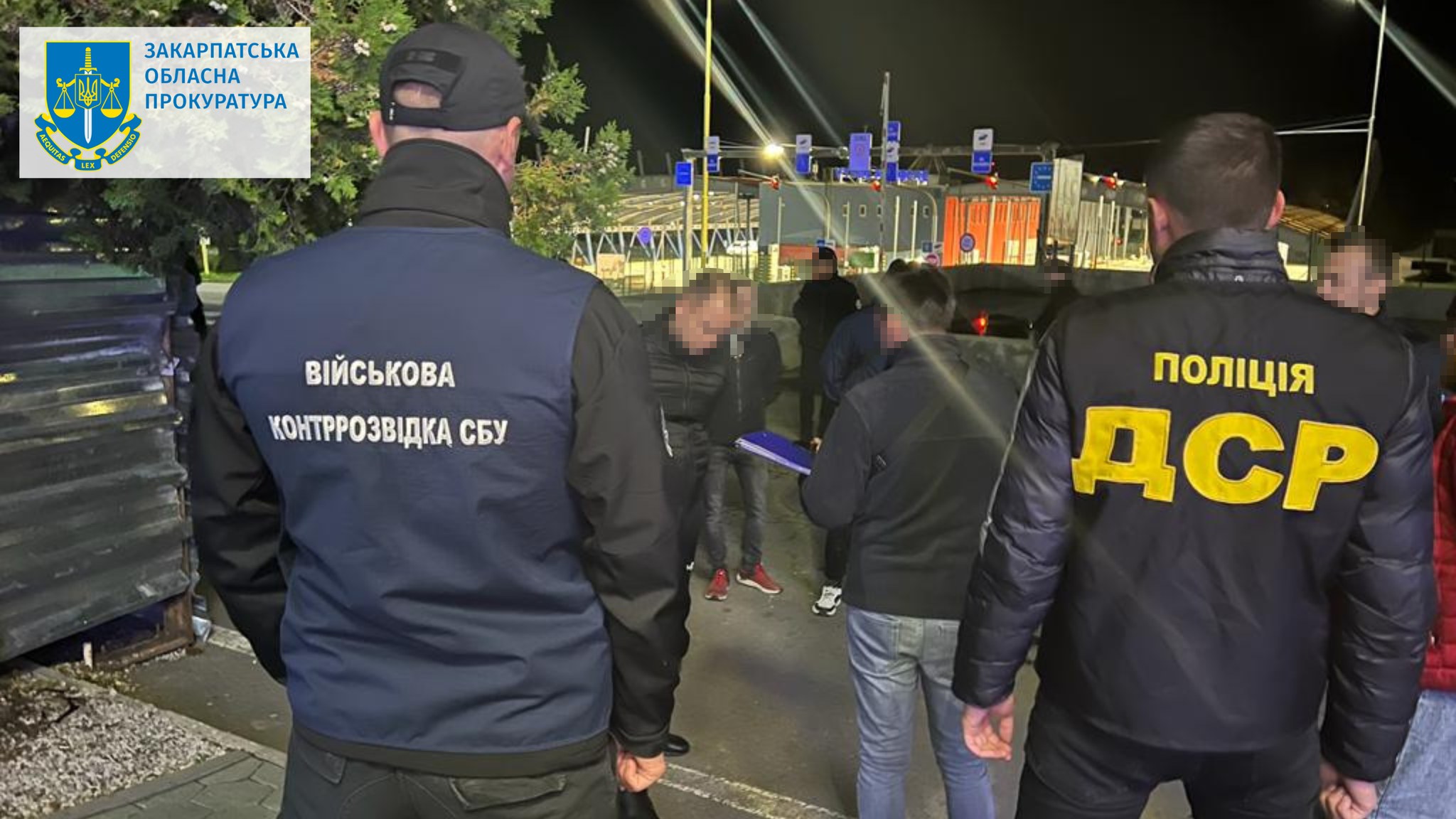 Під виглядом "гуманітарки" переправляли ухилянтів: на Закарпатті судитимуть адвокатку зі спільником