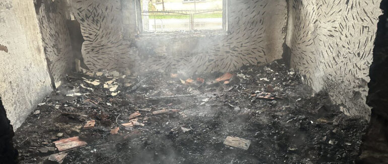 На Берегівщині вогонь охопив будинок у якому ніхто не проживав