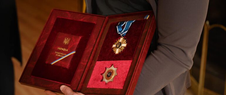 Голова Закарпатської ОВА вручив краянам високі нагороди за сумлінне виконання професійного і службового обов’язку