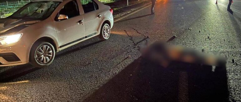 В Ужгородському районі на трасі водійка авто збила чоловіка на смерть