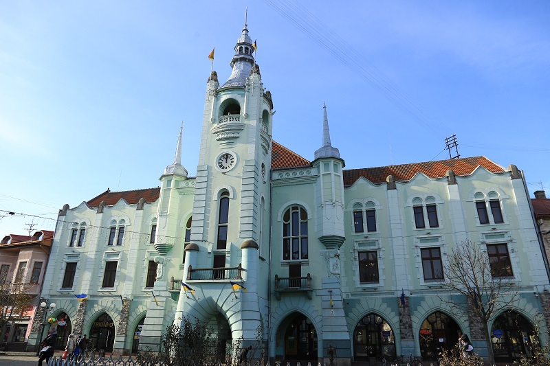 Мукачівські депутати закликають мера не спекулювати та негайно зібрати сесію