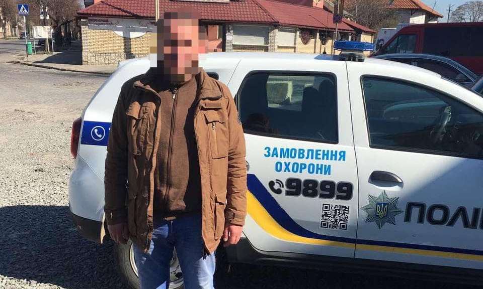 У Мукачеві затримали чоловіка, який знаходився у розшуку