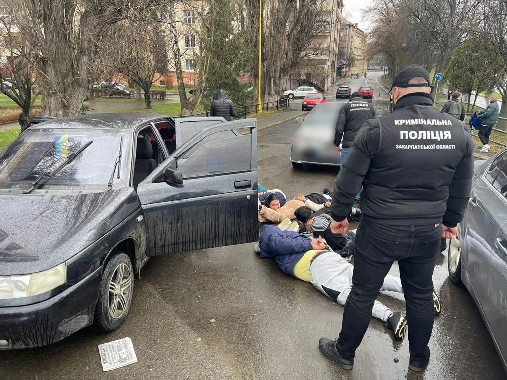 На Закарпатті затримали злочине угрупування, які обкрадали пенсіонерів