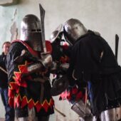 Удачі закарпатцю: мукачівець візьме участь у світових змаганнях із Середньовічного бою