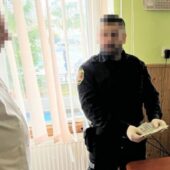 Затримали на одержанні 500 доларів: на Тячівщині судитимуть завідувача амбулаторії