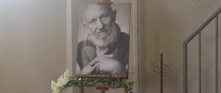 Мукачівці віддали шану відомому митцю Івану Бровді  (ФОТО)