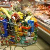 Ціни на продукти харчування на Закарпатті у лютому зросли на майже 5%