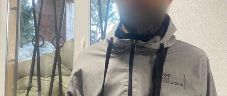 Патрульні отримали виклик: в Ужгороді на автовокзалі затримали крадія