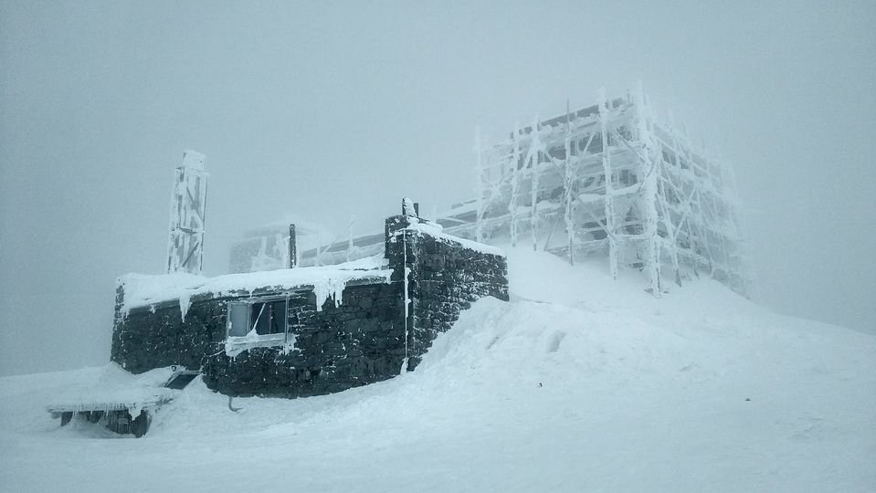 На Рахівщині у горах справжня зима, температура повітря -13°С