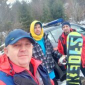 Загублені в пошуках снігу: на Рахівщині рятувальники знайшли двох туристів з Києва (ФОТО)