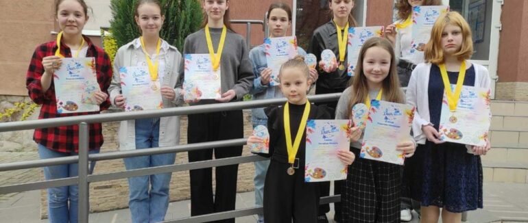 Мукачівці здобули перемоги на III Міжнародному двотуровому художньому конкурсі «Акварель»