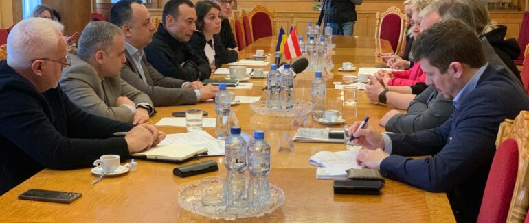 Близько 1800 українських біженців досі проживають на території федеральної землі Бургенланд (ФОТО)