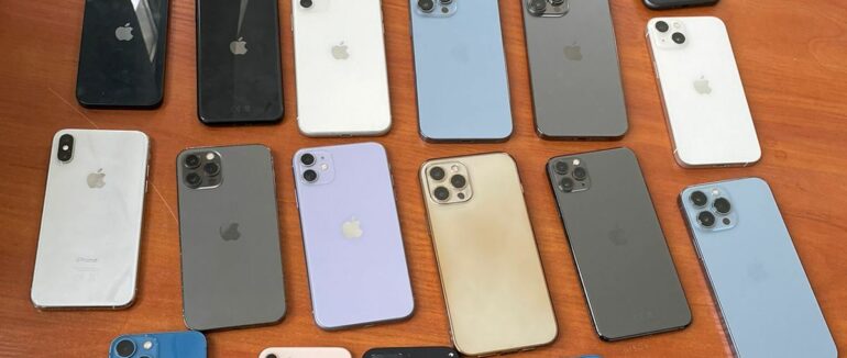 Ґаджети, бойові патрони, контрабандні сигарети: на закарпатському кордонні митники зупинили велику контрабанду