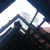 У Виноградові вогонь охопив горище квартирного будинку: що відомо