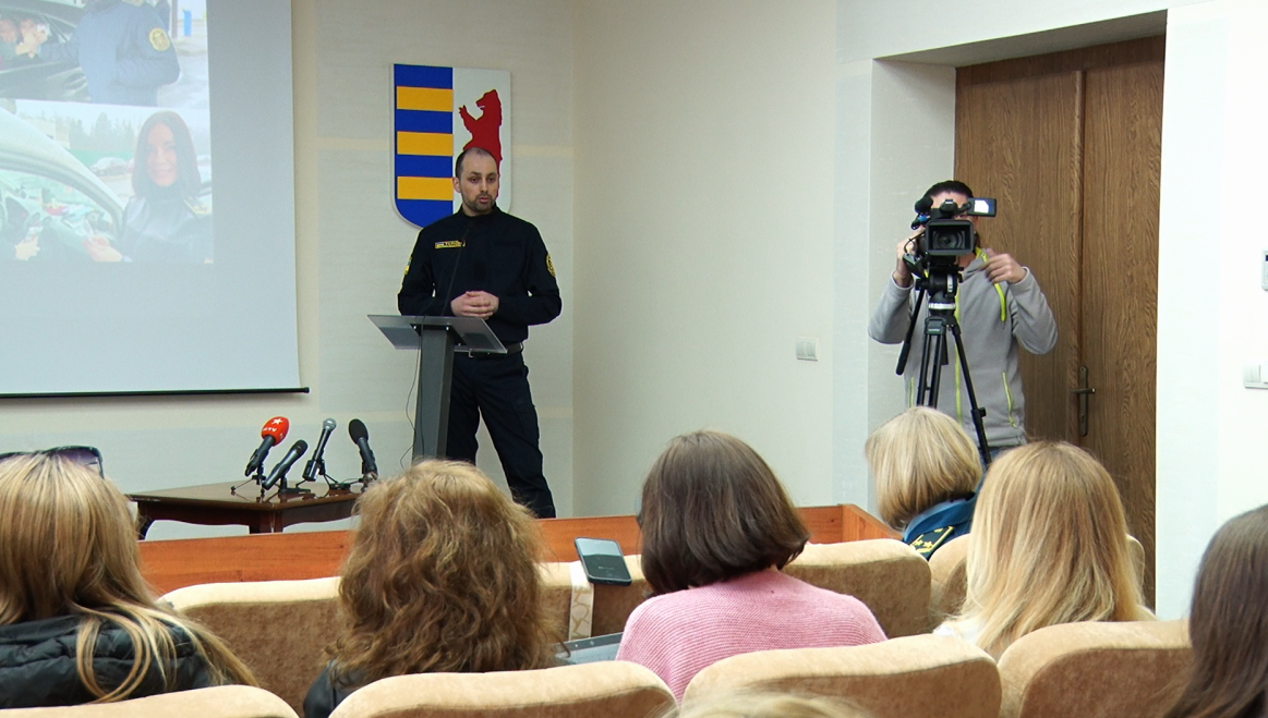 "Митниця у смартфоні": закарпатські митники створили онлайн-ресурс для громадян (ФОТО, ВІДЕО)