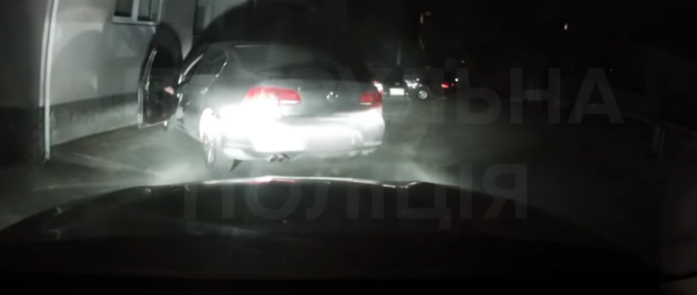 В Ужгороді патрульні по місту ганялися за автівкою