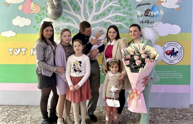 За минулий тиждень у Лікарні святого Мартина народилось 43 діток