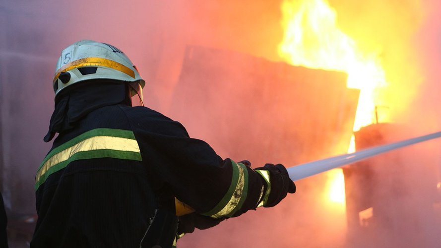 У Нижньому Солотвині на Ужгородщині зайнялася господарська споруда
