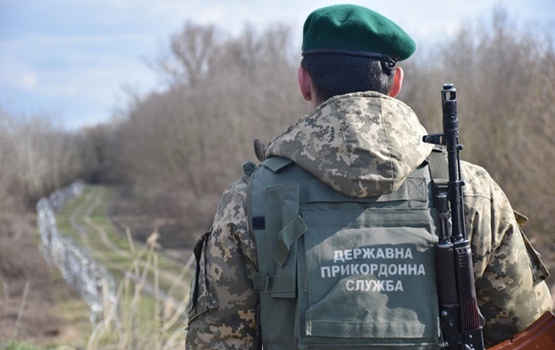 Був без документів та погрожував прикордонникам: на Закарпатті затримали чоловіка