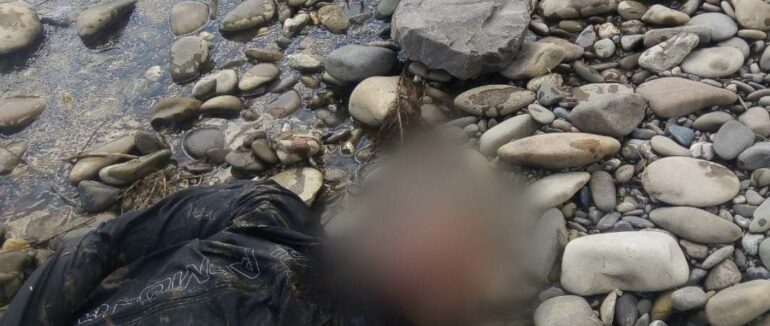 На Закарпатті з річки Тиса витягли тіло чоловіка, вдягненого у гідрокостюм