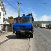 На Свалявщині поліція затримала дві вантажівки з нелегальною деревиною