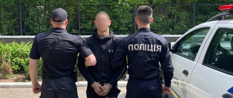 Поліцейські затримали зловмисника, який пограбував ужгородку