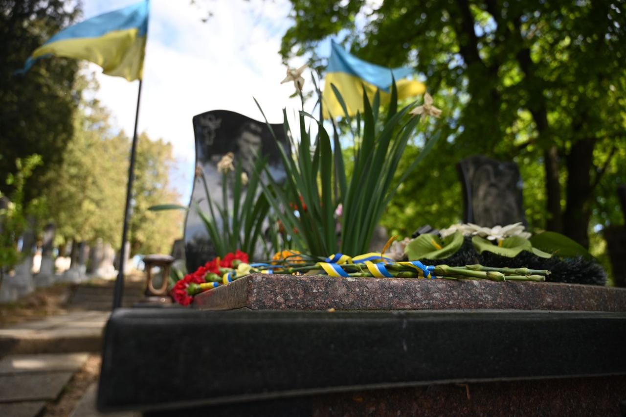 В обласному центрі Закарпаття вшанували полеглих у Другій світовій війні і загиблих захисників України